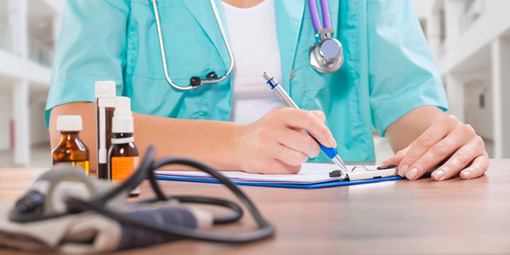 В Госдуме предложили внедрить обязательное страхование профессиональных рисков врачей